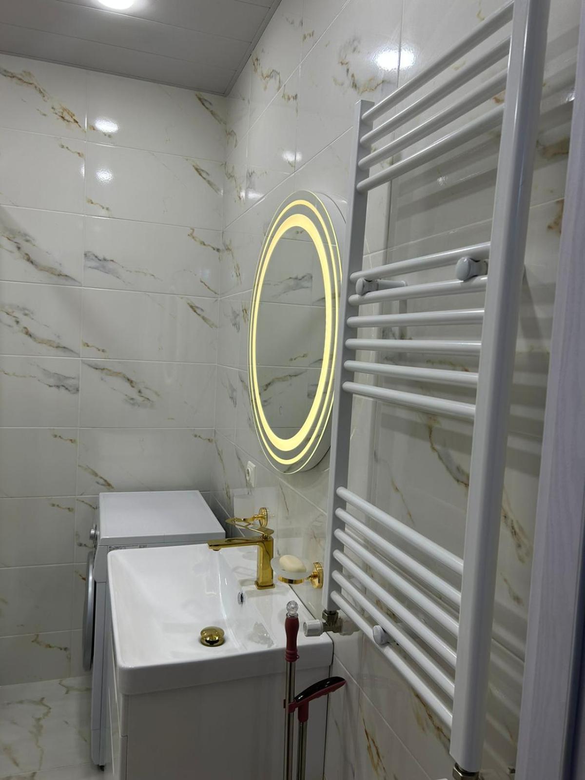 Apartment In Agmashenebeli Tbilisi Eksteriør billede